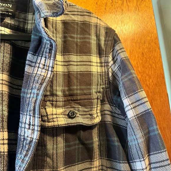 Filson button down - Picture 3 of 11